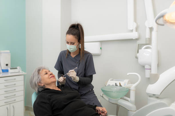 Best Emergency Tooth Extraction in Deshler, OH
